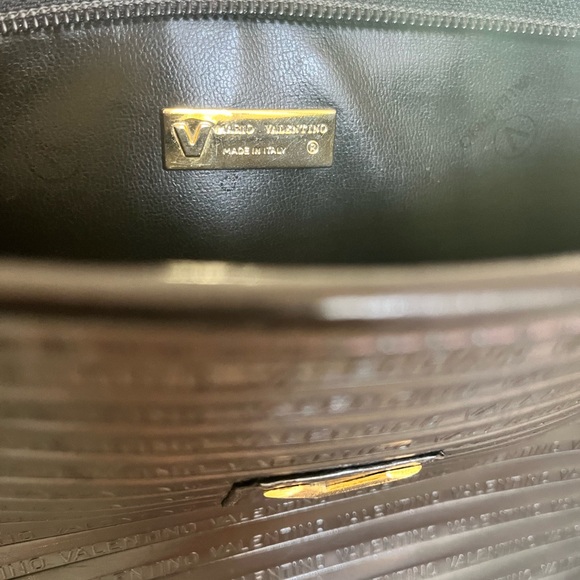 AUTHENTIC MARIO VALENTINO LEATHER CLUTCH BAG - Picture 8 of 13